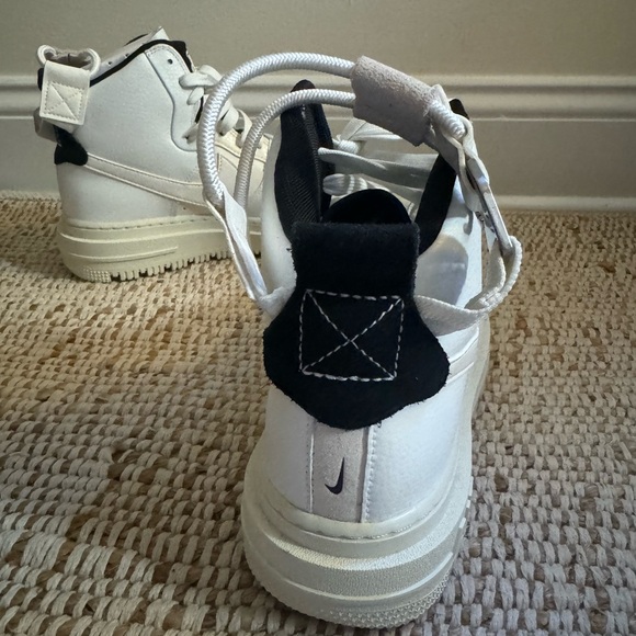 NWOT Nike Air Force 1 HI UT 2.0 in Summit White womens size 8.5 - Picture 5 of 5